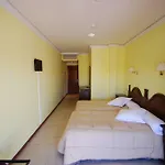 Emperatriz Iii Hotel
