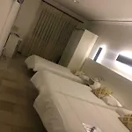 Emperatriz Iii Hotel