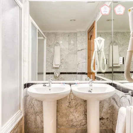 Emperatriz Iii 4* Santa Marta de Tormes
