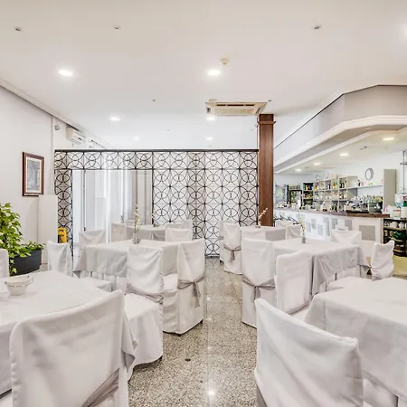 Emperatriz Iii Hotel 4*