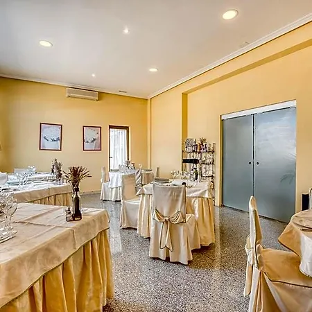 Hotel Emperatriz Iii