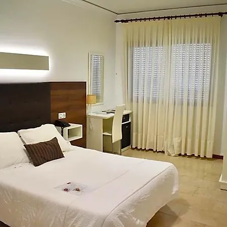 Emperatriz Iii Hotel Santa Marta de Tormes