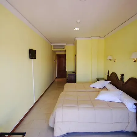 Emperatriz Iii Hotel