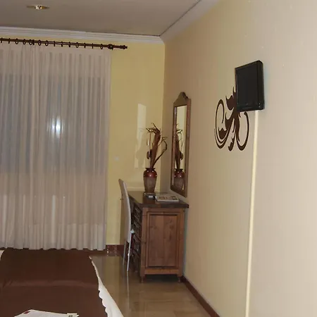 Emperatriz Iii Hotel