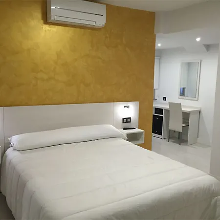Emperatriz Iii Hotel