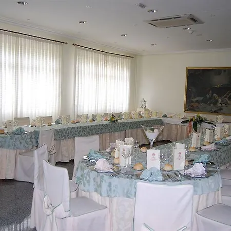 Emperatriz Iii 4*