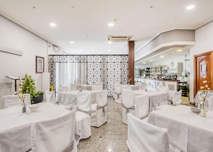 Emperatriz Iii Отель 4*