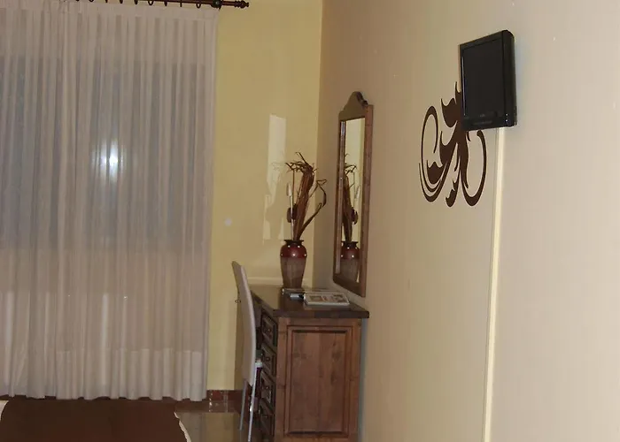 Emperatriz Iii Hotel