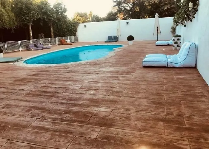 Отель Emperatriz Iii