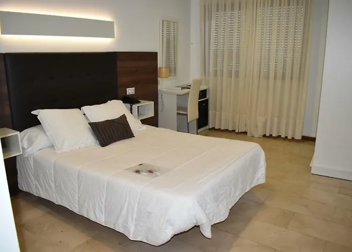 Hotel Emperatriz Iii Santa Marta de Tormes